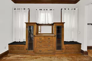 1031 W Washington St, West Bend, WI 53095 - Photo 9