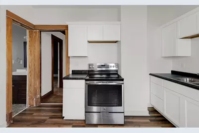 1031 W Washington St, West Bend, WI 53095 - Photo 13