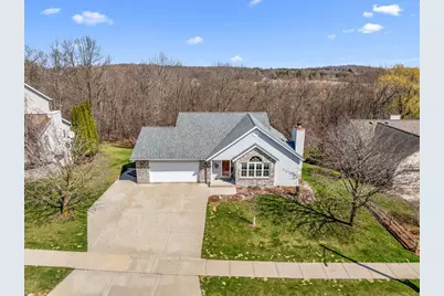 1407  Villa Park Ct, West Bend, WI 53090 - Photo 49