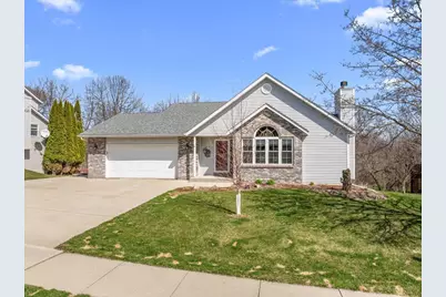 1407  Villa Park Ct, West Bend, WI 53090 - Photo 57