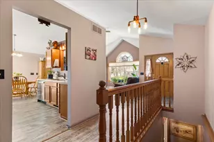 1407 Villa Park Ct, West Bend, WI 53090 - Photo 17