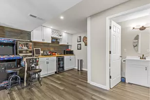 503 Brockway Dr, Mukwonago, WI 53149 - Photo 37