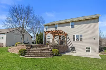 503  Brockway Dr, Mukwonago, WI 53149 - Photo 5