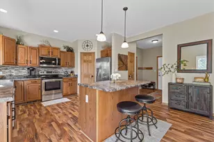 503 Brockway Dr, Mukwonago, WI 53149 - Photo 19