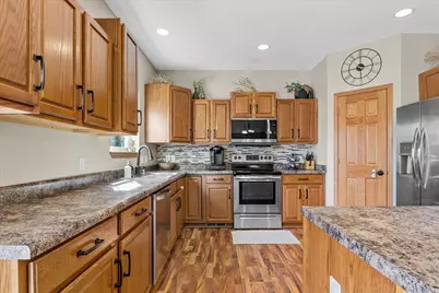 503  Brockway Dr, Mukwonago, WI 53149 - Photo 15