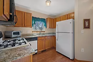 3021 25th St, Kenosha, WI 53144 - Photo 11