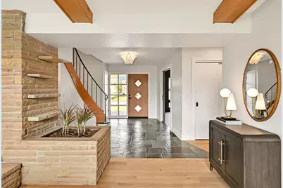 2301 E Glendale Ave, Whitefish Bay, WI 53211 - Photo 3