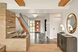 2301 E Glendale Ave, Whitefish Bay, WI 53211 - Photo 3