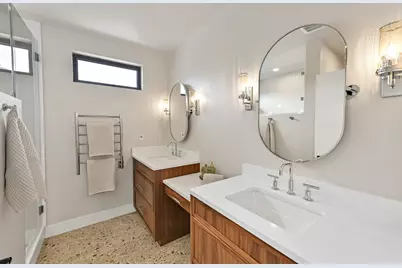 2301 E Glendale Ave, Whitefish Bay, WI 53211 - Photo 35