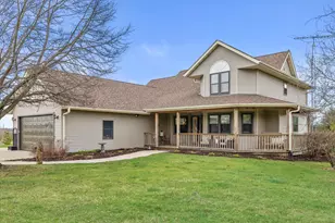 820 172nd Ave, Paris, WI 53182 - Photo 1