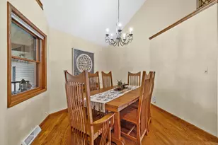 820 172nd Ave, Paris, WI 53182 - Photo 5