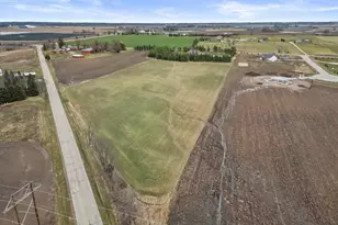 820 172nd Ave, Paris, WI 53182 - Photo 5