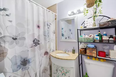 929 N Astor St #405, Milwaukee, WI 53202 - Photo 13