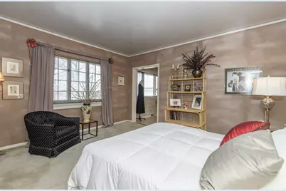 122 S Grand Ave, Waukesha, WI 53186 - Photo 37