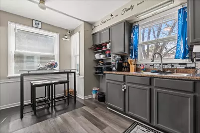 4461 N 39th St, Milwaukee, WI 53209 - Photo 9