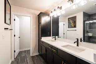 3640 Madison St, Waukesha, WI 53188 - Photo 25