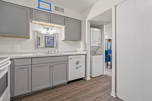 3759 N 88th St, Milwaukee, WI 53222 - Photo 9