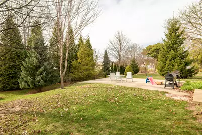 1600  Stardust Dr, Waukesha, WI 53186 - Photo 5