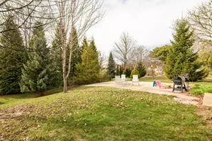 1600 Stardust Dr, Waukesha, WI 53186 - Photo 5