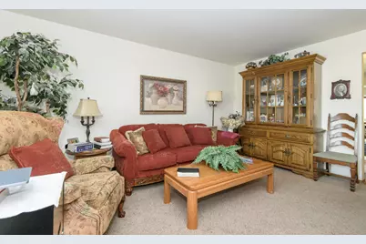 1600  Stardust Dr, Waukesha, WI 53186 - Photo 17