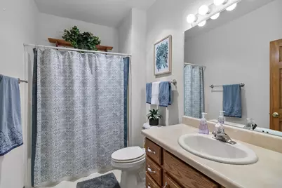 206  Potter Rd #102, Elkhorn, WI 53121 - Photo 15