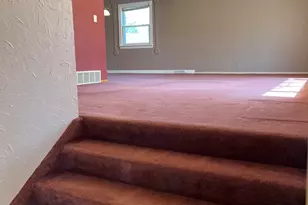 21970 W Mac Gregor Dr, New Berlin, WI 53146 - Photo 19