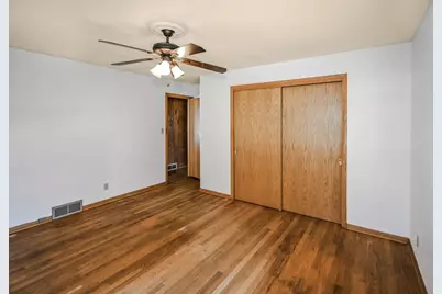 322 S Park St, Oconomowoc, WI 53066 - Photo 11