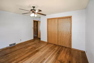 322 S Park St, Oconomowoc, WI 53066 - Photo 11