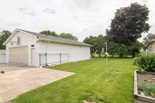 1303 S 9th St, Watertown, WI 53094 - Photo 15
