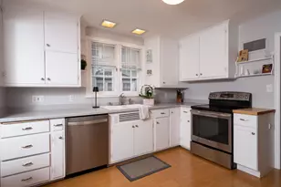 9727 Harding Blvd, Wauwatosa, WI 53226 - Photo 15