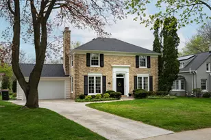 9727 Harding Blvd, Wauwatosa, WI 53226 - Photo 3