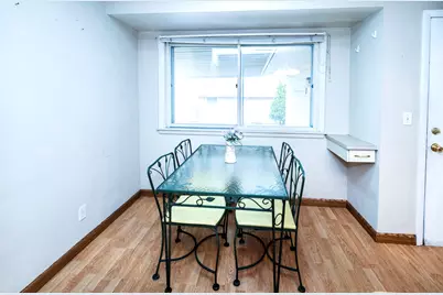 4641 N 109th St, Wauwatosa, WI 53225 - Photo 9