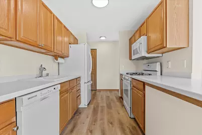 316  56th St #111, Kenosha, WI 53140 - Photo 5