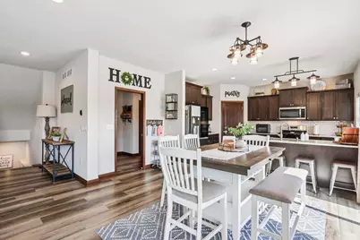 526  Spur Rd, Slinger, WI 53086 - Photo 9