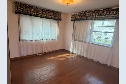 170 N Rolland Rd, Brookfield, WI 53005 - Photo 19