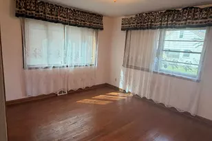 170 N Rolland Rd, Brookfield, WI 53005 - Photo 19