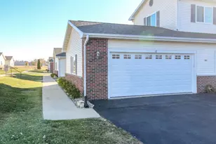 1612 Commonwealth Dr, Fort Atkinson, WI 53538 - Photo 35