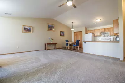 1612  Commonwealth Dr #8, Fort Atkinson, WI 53538 - Photo 3