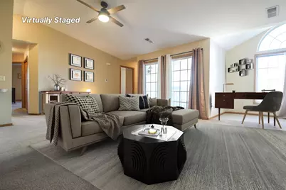 1612  Commonwealth Dr #8, Fort Atkinson, WI 53538 - Photo 7