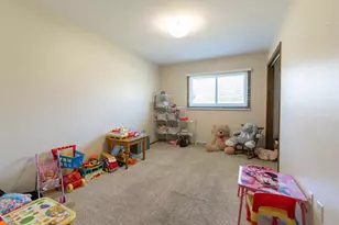 S17W37015 Henry St, Ottawa, WI 53118 - Photo 27