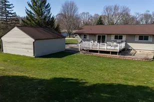 S17W37015 Henry St, Ottawa, WI 53118 - Photo 47