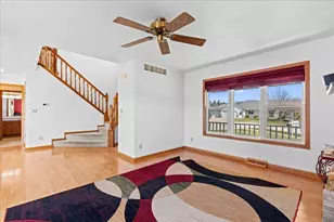 1416 Villa Park Ct, West Bend, WI 53090 - Photo 7