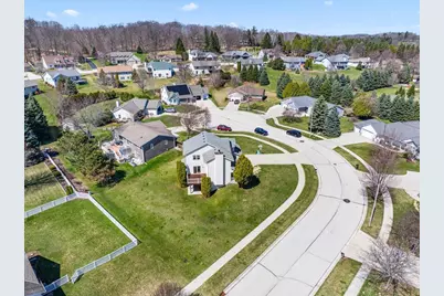 1416  Villa Park Ct, West Bend, WI 53090 - Photo 51