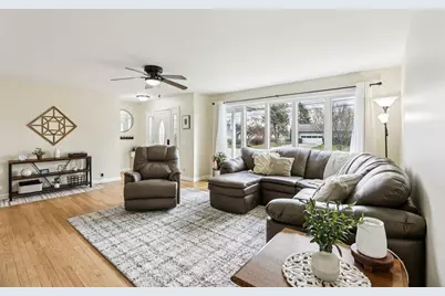 933  Mulberry St, Lake Mills, WI 53551 - Photo 7