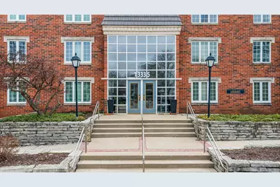 13335  Watertown Plank Rd #105, Elm Grove, WI 53122 - Photo 23