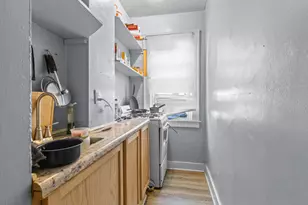 813 S Shea Ave, Milwaukee, WI 53215 - Photo 17