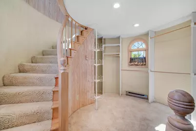 12375 W Holmes Ave, Greenfield, WI 53228 - Photo 17