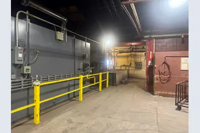 822 S 14th St, Manitowoc, WI 54220 - Photo 11