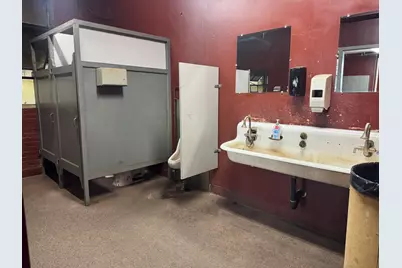 822 S 14th St, Manitowoc, WI 54220 - Photo 57