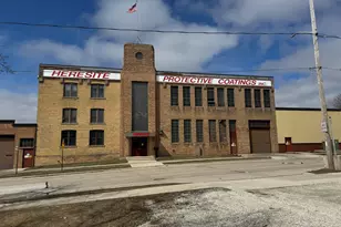 822 S 14th St, Manitowoc, WI 54220 - Photo 1